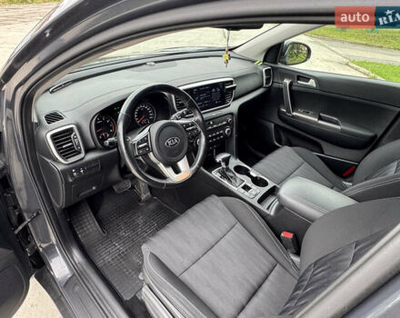 Серый Киа Sportage, объемом двигателя 1.6 л и пробегом 31 тыс. км за 20499 $, фото 34 на Automoto.ua