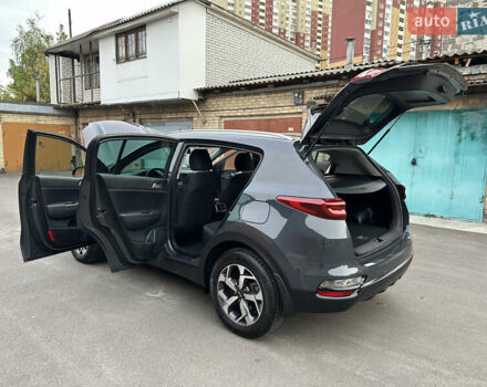 Сірий Кіа Sportage, об'ємом двигуна 1.59 л та пробігом 64 тис. км за 19900 $, фото 41 на Automoto.ua