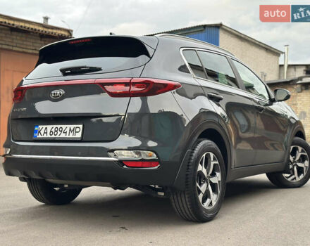 Сірий Кіа Sportage, об'ємом двигуна 1.59 л та пробігом 64 тис. км за 19900 $, фото 7 на Automoto.ua