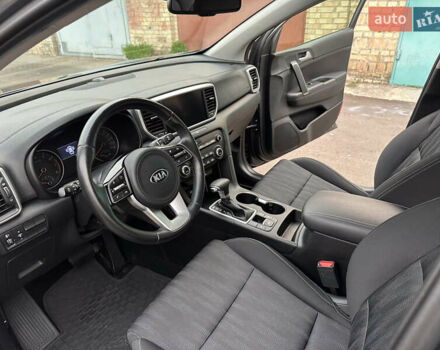 Сірий Кіа Sportage, об'ємом двигуна 1.59 л та пробігом 64 тис. км за 19900 $, фото 44 на Automoto.ua