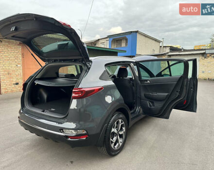 Сірий Кіа Sportage, об'ємом двигуна 1.59 л та пробігом 64 тис. км за 19900 $, фото 37 на Automoto.ua