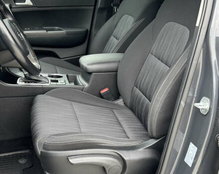 Серый Киа Sportage, объемом двигателя 1.6 л и пробегом 31 тыс. км за 20499 $, фото 31 на Automoto.ua