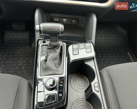 Серый Киа Sportage, объемом двигателя 2 л и пробегом 73 тыс. км за 25500 $, фото 19 на Automoto.ua