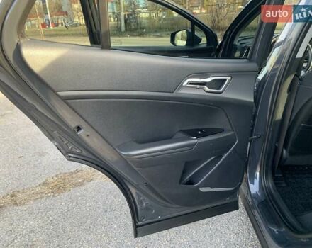 Сірий Кіа Sportage, об'ємом двигуна 2 л та пробігом 90 тис. км за 24500 $, фото 16 на Automoto.ua