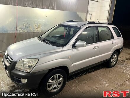 Серый Киа Sportage, объемом двигателя 2 л и пробегом 240 тыс. км за 7800 $, фото 1 на Automoto.ua