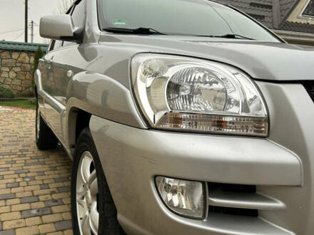 Сірий Кіа Sportage, об'ємом двигуна 1.98 л та пробігом 258 тис. км за 6700 $, фото 1 на Automoto.ua