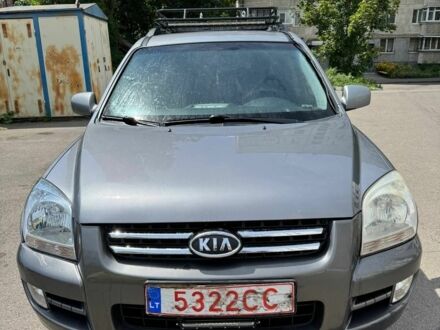 Серый Киа Sportage, объемом двигателя 2 л и пробегом 200 тыс. км за 4200 $, фото 1 на Automoto.ua
