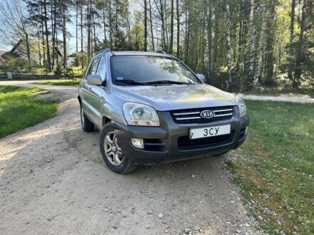 Серый Киа Sportage, объемом двигателя 2 л и пробегом 375 тыс. км за 5220 $, фото 1 на Automoto.ua