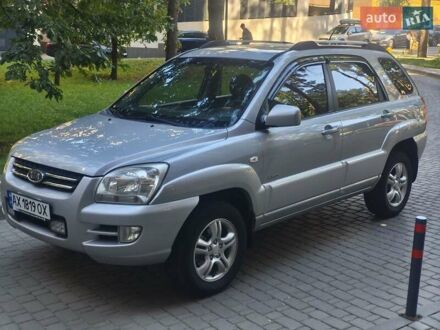 Сірий Кіа Sportage, об'ємом двигуна 2 л та пробігом 210 тис. км за 7199 $, фото 1 на Automoto.ua