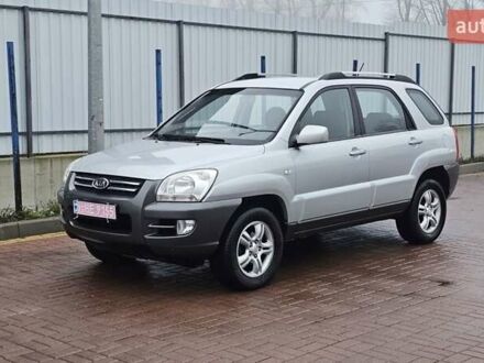 Серый Киа Sportage, объемом двигателя 2 л и пробегом 204 тыс. км за 7499 $, фото 1 на Automoto.ua