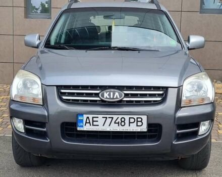 Серый Киа Sportage, объемом двигателя 2 л и пробегом 235 тыс. км за 7700 $, фото 1 на Automoto.ua