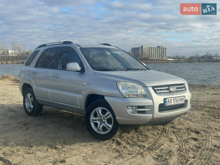 Сірий Кіа Sportage, об'ємом двигуна 2 л та пробігом 187 тис. км за 8500 $, фото 1 на Automoto.ua