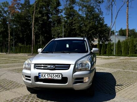 Серый Киа Sportage, объемом двигателя 2 л и пробегом 185 тыс. км за 6700 $, фото 1 на Automoto.ua