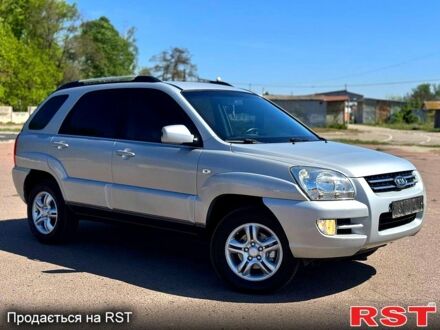 Киа Sportage 2007 в Ахтырке на Automoto.ua Серый Киа Sportage, объемом двигателя 20 л и пробегом 165 тыс. км за 7450 $, фото 1 на Automoto.ua