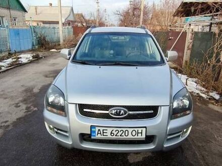 Кіа Sportage 2007 у Никополе на Automoto.ua Сірий Кіа Sportage, об'ємом двигуна 2 л та пробігом 200 тис. км за 8500 $, фото 1 на Automoto.ua