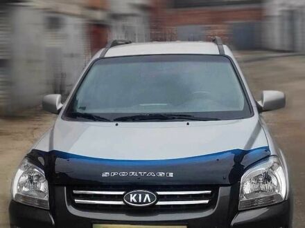 Кіа Sportage 2007 у Сумах на Automoto.ua Сірий Кіа Sportage, об'ємом двигуна 2 л та пробігом 99 тис. км за 8559 $, фото 1 на Automoto.ua