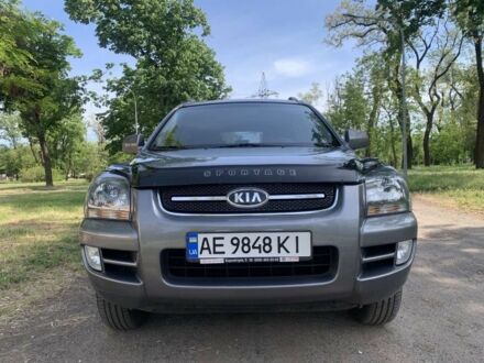 Кіа Sportage 2007 у Кривому Розі на Automoto.ua Сірий Кіа Sportage, об'ємом двигуна 2 л та пробігом 186 тис. км за 8100 $, фото 1 на Automoto.ua