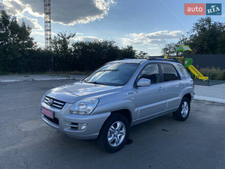 Киа Sportage 2007 в Новоархангельске на Automoto.ua Серый Киа Sportage, объемом двигателя 2 л и пробегом 218 тыс. км за 7995 $, фото 1 на Automoto.ua