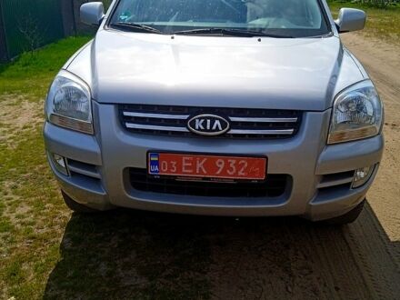 Киа Sportage 2007 в Изюме на Automoto.ua Серый Киа Sportage, объемом двигателя 2 л и пробегом 132 тыс. км за 7850 $, фото 1 на Automoto.ua