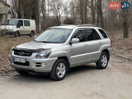 Киа Sportage 2007 в Днепре (Днепропетровске) на Automoto.ua Серый Киа Sportage, объемом двигателя 2 л и пробегом 229 тыс. км за 7900 $, фото 1 на Automoto.ua