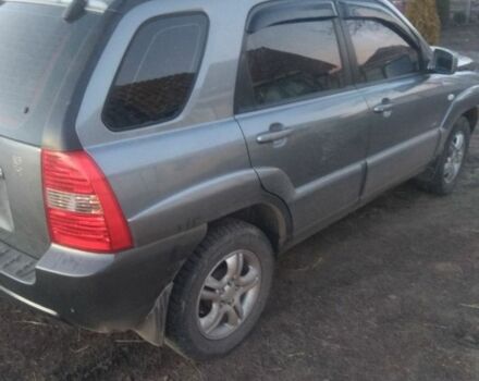 Серый Киа Sportage, объемом двигателя 2 л и пробегом 184 тыс. км за 3500 $, фото 1 на Automoto.ua