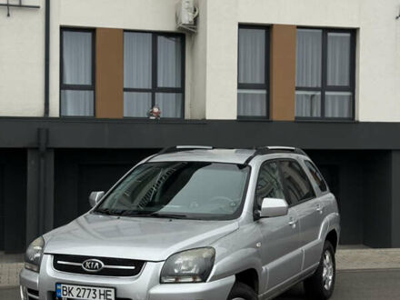 Серый Киа Sportage, объемом двигателя 2 л и пробегом 268 тыс. км за 7000 $, фото 1 на Automoto.ua
