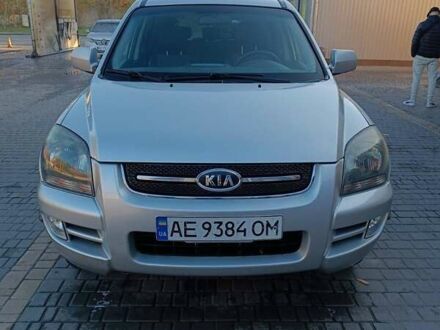Сірий Кіа Sportage, об'ємом двигуна 1.99 л та пробігом 258 тис. км за 8500 $, фото 1 на Automoto.ua