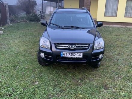 Серый Киа Sportage, объемом двигателя 2 л и пробегом 209 тыс. км за 7900 $, фото 1 на Automoto.ua