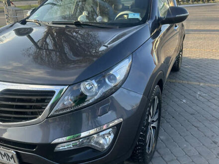 Кіа Sportage 2010 у Харкові на Automoto.ua Сірий Кіа Sportage, об'ємом двигуна 1.7 л та пробігом 233 тис. км за 12300 $, фото 1 на Automoto.ua