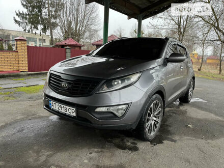 Серый Киа Sportage, объемом двигателя 2 л и пробегом 219 тыс. км за 12000 $, фото 1 на Automoto.ua