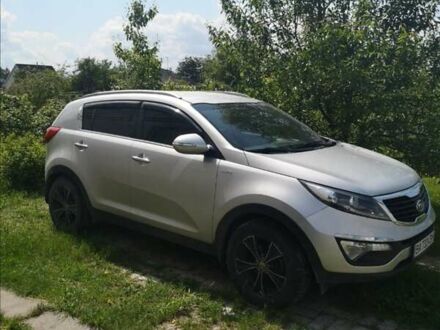 Кіа Sportage 2010 у Кременчуге на Automoto.ua Сірий Кіа Sportage, об'ємом двигуна 2 л та пробігом 180 тис. км за 11500 $, фото 1 на Automoto.ua