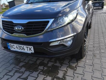 Серый Киа Sportage, объемом двигателя 2 л и пробегом 218 тыс. км за 11500 $, фото 1 на Automoto.ua