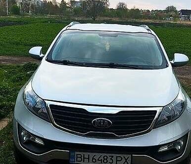 Сірий Кіа Sportage, об'ємом двигуна 2 л та пробігом 214 тис. км за 11300 $, фото 1 на Automoto.ua