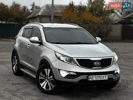 Серый Киа Sportage, объемом двигателя 2 л и пробегом 180 тыс. км за 10300 $, фото 1 на Automoto.ua
