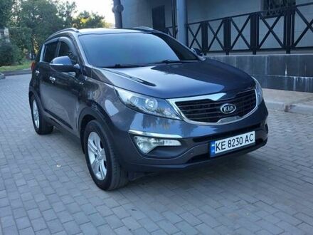 Серый Киа Sportage, объемом двигателя 2 л и пробегом 177 тыс. км за 12000 $, фото 1 на Automoto.ua