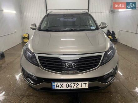 Киа Sportage 2011 в Харькове на Automoto.ua Серый Киа Sportage, объемом двигателя 2 л и пробегом 191 тыс. км за 10000 $, фото 1 на Automoto.ua