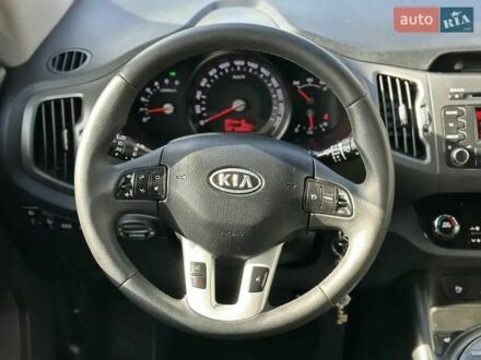 Серый Киа Sportage, объемом двигателя 2 л и пробегом 240 тыс. км за 13500 $, фото 1 на Automoto.ua