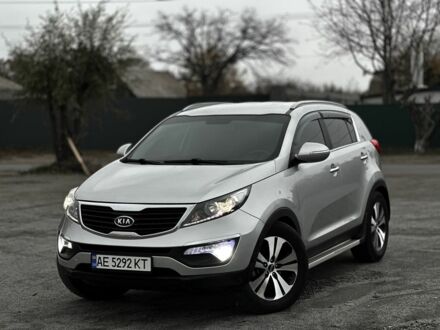 Серый Киа Sportage, объемом двигателя 2 л и пробегом 178 тыс. км за 10500 $, фото 1 на Automoto.ua