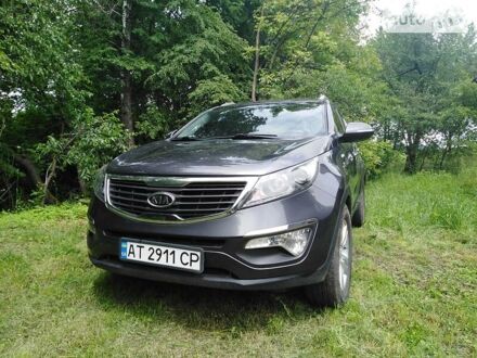 Сірий Кіа Sportage, об'ємом двигуна 2 л та пробігом 155 тис. км за 14699 $, фото 1 на Automoto.ua