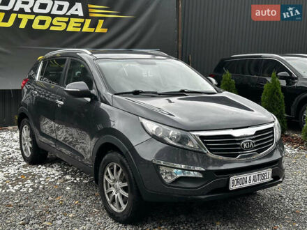 Серый Киа Sportage, объемом двигателя 2 л и пробегом 208 тыс. км за 11800 $, фото 1 на Automoto.ua