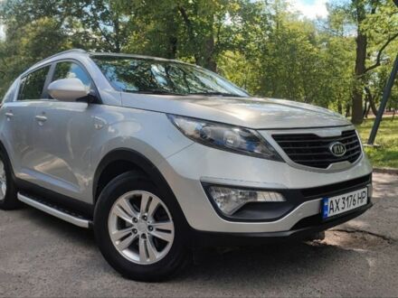 Сірий Кіа Sportage, об'ємом двигуна 2 л та пробігом 110 тис. км за 12700 $, фото 1 на Automoto.ua