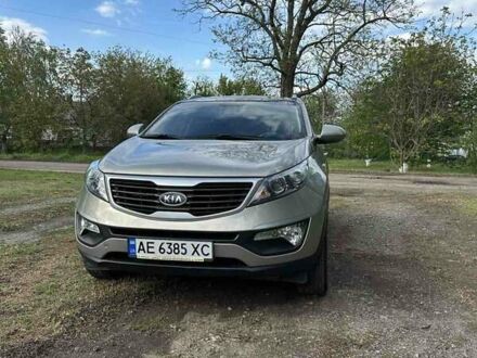 Киа Sportage 2012 в Новониколаевке на Automoto.ua Серый Киа Sportage, объемом двигателя 2 л и пробегом 107 тыс. км за 13000 $, фото 1 на Automoto.ua