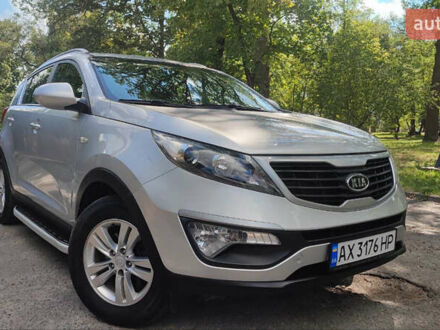 Сірий Кіа Sportage, об'ємом двигуна 2 л та пробігом 110 тис. км за 12700 $, фото 1 на Automoto.ua