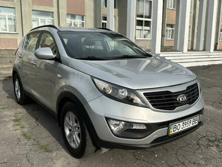 Киа Sportage 2013 в Волочиске на Automoto.ua Серый Киа Sportage, объемом двигателя 1.7 л и пробегом 218 тыс. км за 10300 $, фото 1 на Automoto.ua