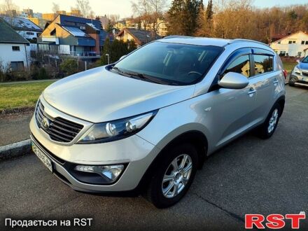Кіа Sportage 2013 у Львові на Automoto.ua Сірий Кіа Sportage, об'ємом двигуна 1.7 л та пробігом 143 тис. км за 11710 $, фото 1 на Automoto.ua