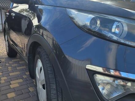 Кіа Sportage 2013 у Дніпро (Дніпропетровську) на Automoto.ua Сірий Кіа Sportage, об'ємом двигуна 2 л та пробігом 138 тис. км за 14200 $, фото 1 на Automoto.ua