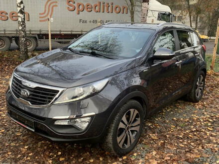 Серый Киа Sportage, объемом двигателя 2 л и пробегом 210 тыс. км за 15800 $, фото 1 на Automoto.ua
