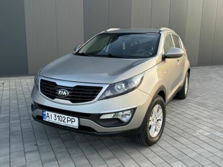 Серый Киа Sportage, объемом двигателя 2 л и пробегом 102 тыс. км за 15000 $, фото 1 на Automoto.ua