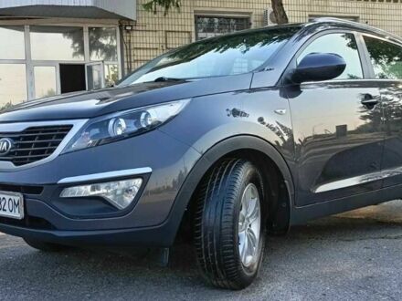 Киа Sportage 2013 в Павлограде на Automoto.ua Серый Киа Sportage, объемом двигателя 1.7 л и пробегом 255 тыс. км за 11500 $, фото 1 на Automoto.ua