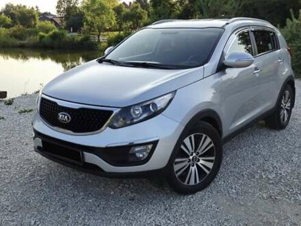 Серый Киа Sportage, объемом двигателя 2 л и пробегом 208 тыс. км за 14900 $, фото 1 на Automoto.ua